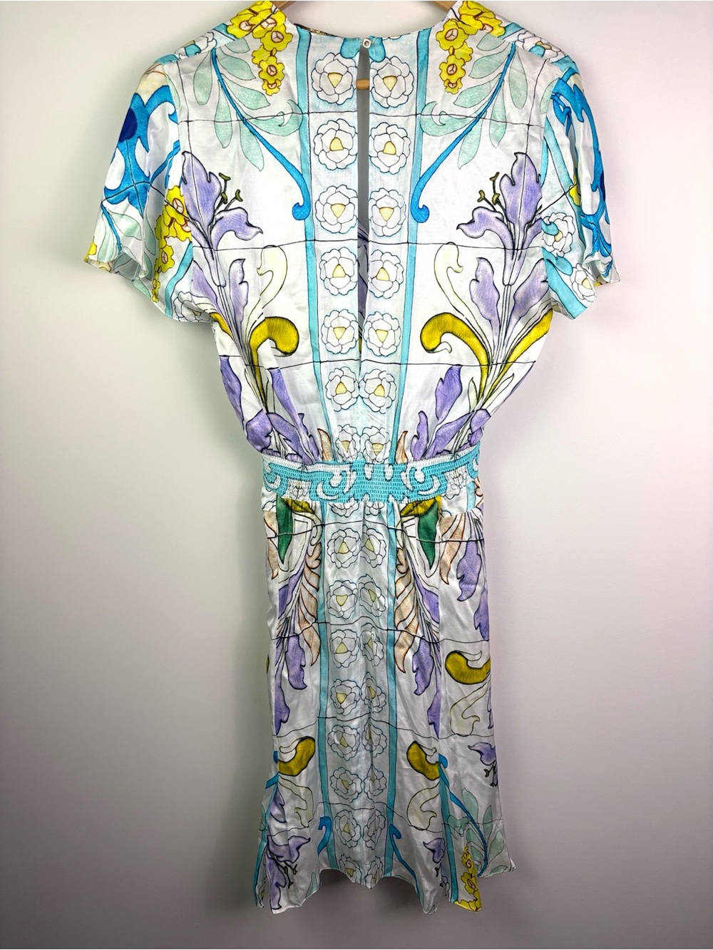 MAJE Floral Print V-Neck Short Sleeve Dress in White and Pastel size  38 /US M - Picture 4 of 13